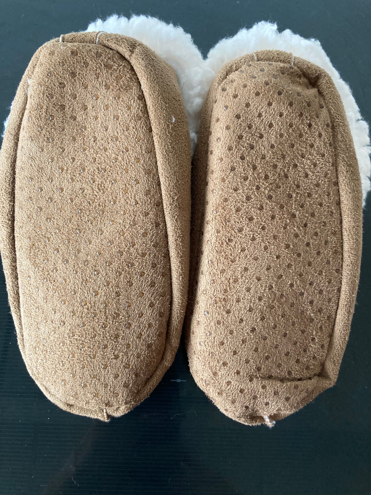 Warme en zachte gevoerde sloffen - Pantoffels - bruin