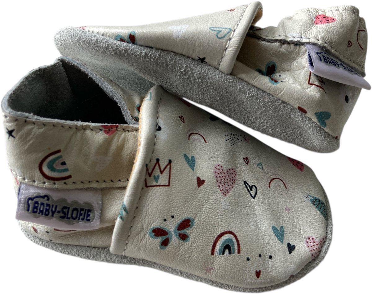 Vrolijk bedrukte leren babyslofjes van Baby-Slofje