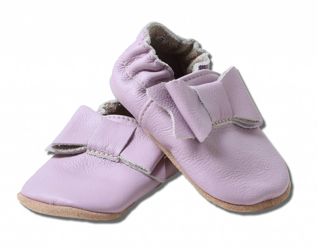 pastel-lila-schleife-krabbelschuhe.jpg