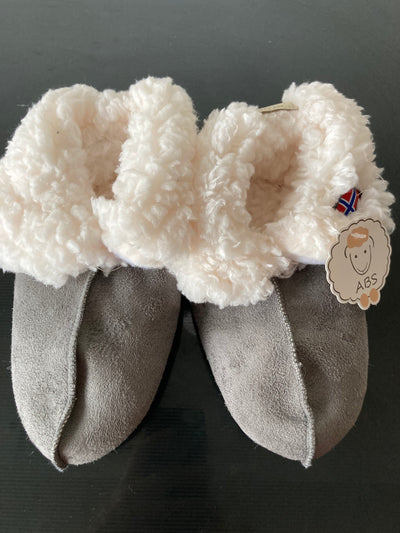 Warme en zachte gevoerde sloffen - Pantoffels - grijs