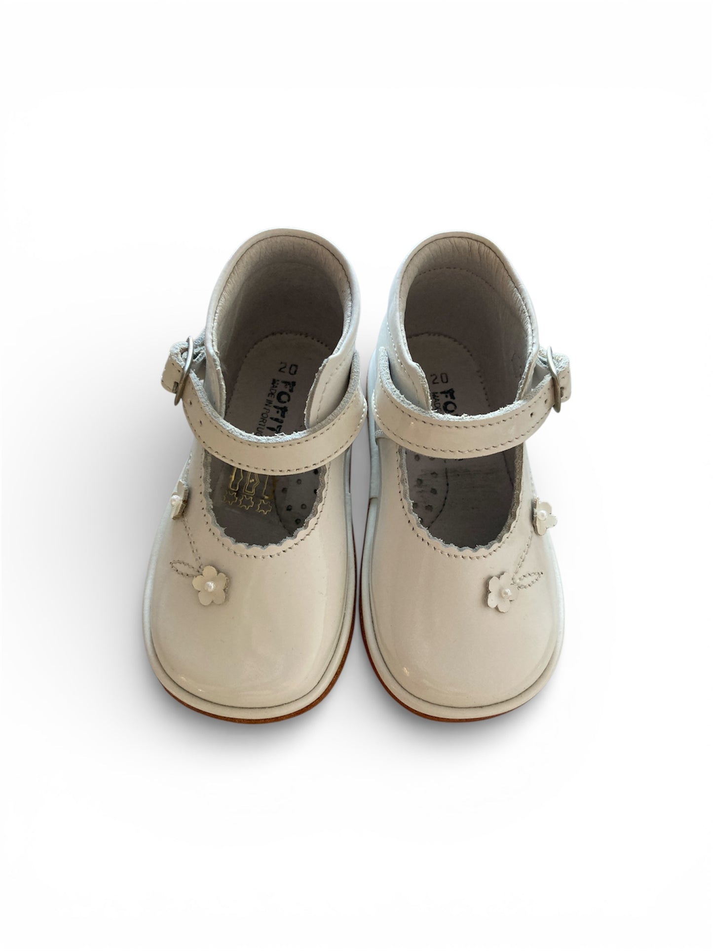 Witte lak babyschoentjes van Fofito maat 20