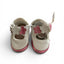 Witte leren babyslofjes met bloemetjes van Melton