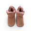 Roze suede babyslofjes met lamswol voering van Melton