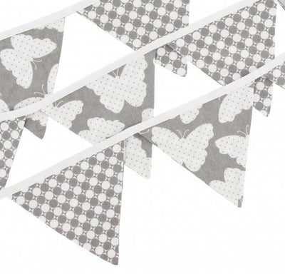 vlaggenlijn-katoen-grijs-wit-met-vlinders.jpg